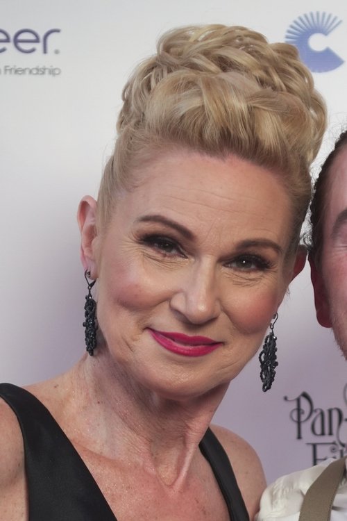 Lisa Ludwig as Wendy Thorton