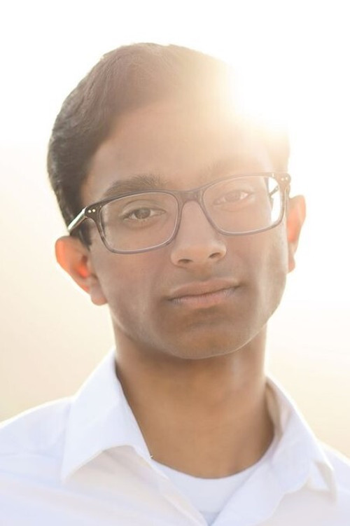 Rutik Shinglot as Billy Smalls