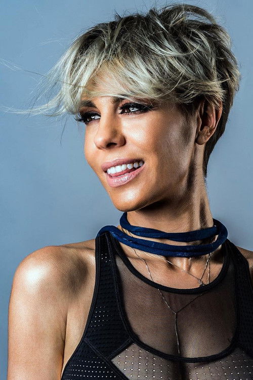 Ράνια Κωστάκη as Σάντρα