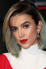 Manu Gavassi as Gracinha / Maria