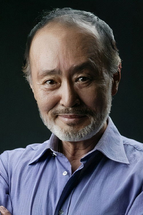 Jeon Seong-hwan as Old Man