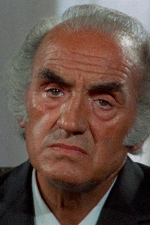 Gennarino Pappagalli as Monsignore