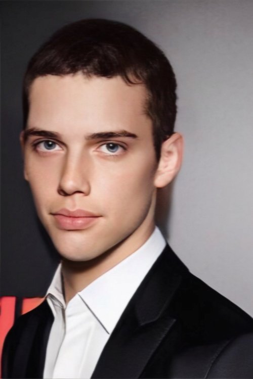 Victorius Kingston as Howard Stern