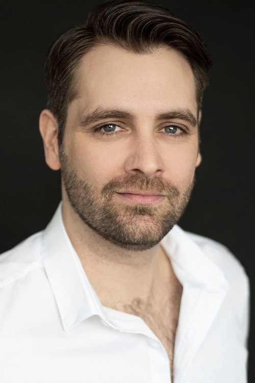 Douglas Walker as Eddie Dunz