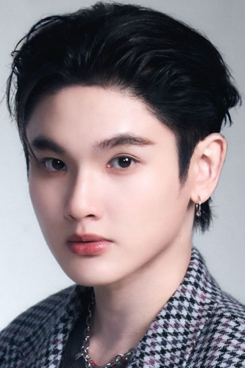 Tanawat Hudchaleelaha as Chalam