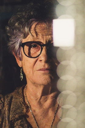 Mira Roxo as Francesca