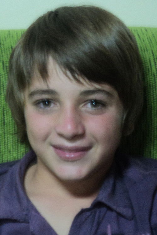 Vinícius Franco as Marcos (criança)