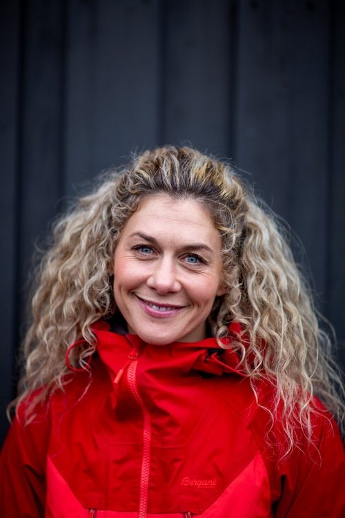 Cecilie Skog as Herself