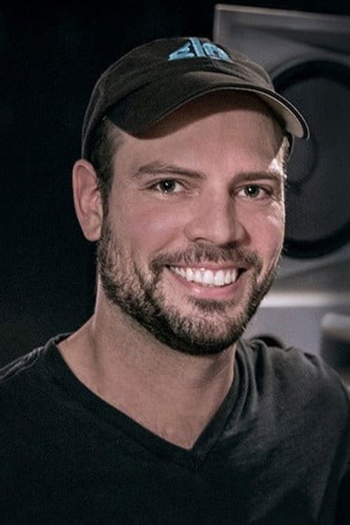 Christian Cashmir as Duey