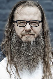 Matthew Davis as Homeless Man