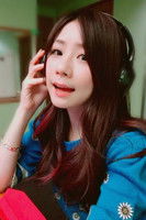 Risuko Sasakama as Mizuki Kanzaki (singing voice)