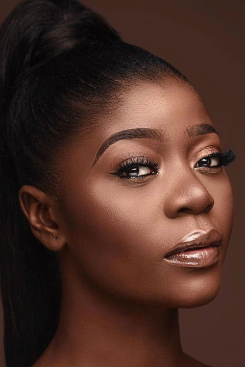 Malvis-Ann Mohvu as Bella