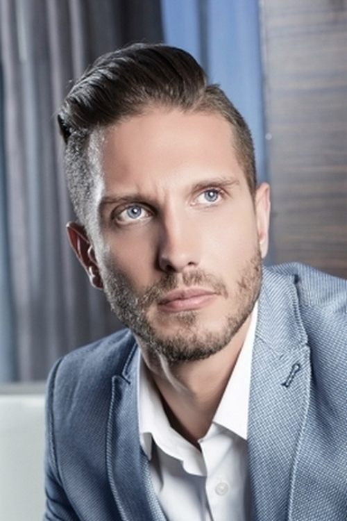 Quinton James as Brad