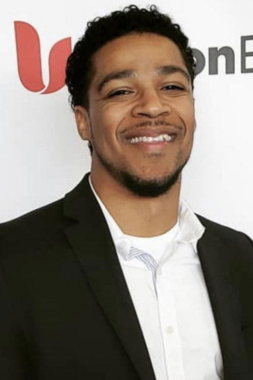 Leon Pierce Jr. as Food Delivery Guy