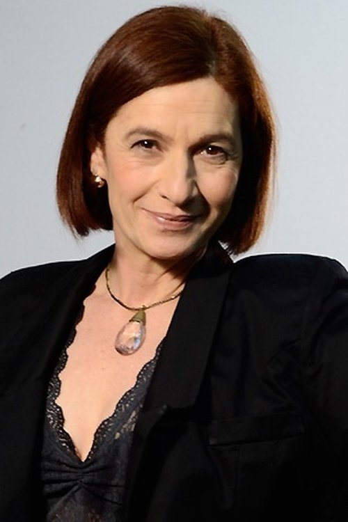 Tuna Dwek as Madre Superiora