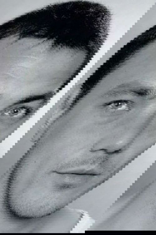 Cédric Grimoin as Paolo