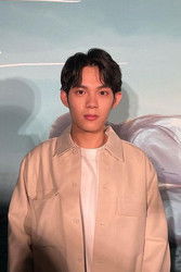 Yen-Cheng Li as Internship Officer