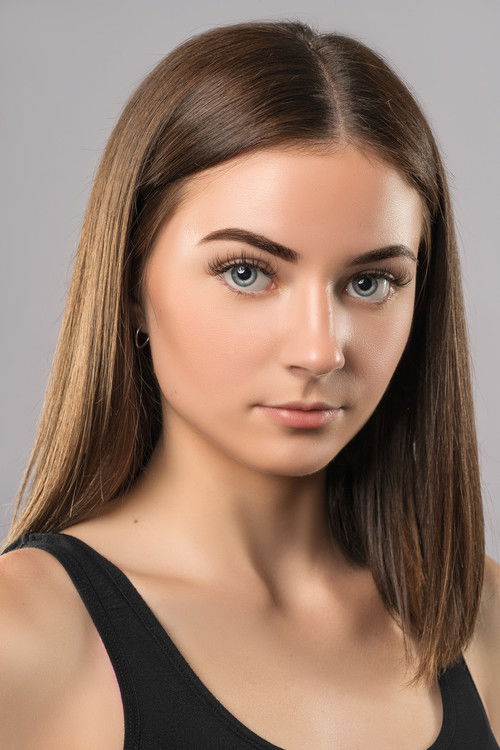Ellie Lawrence as Maya