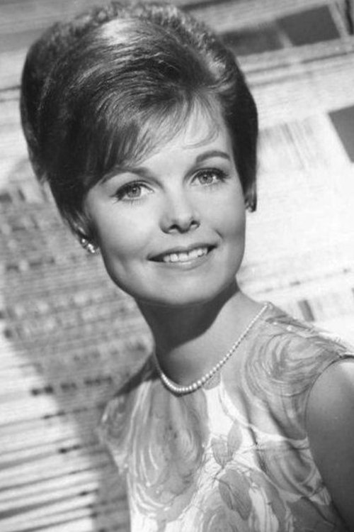 Cynthia Pepper as Receptionist