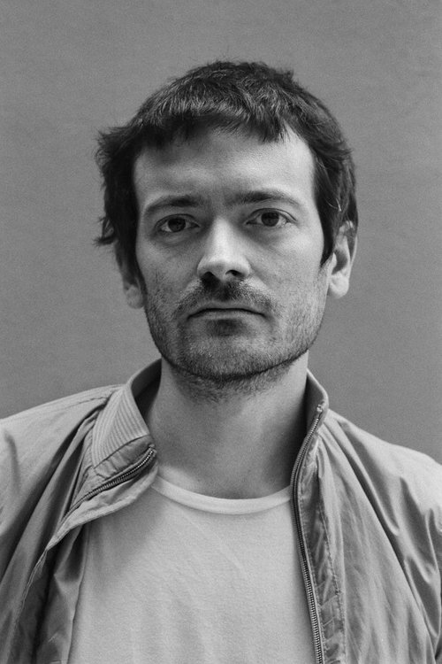 Julián Génisson as 