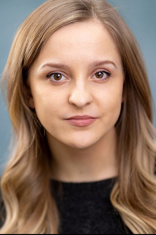 Evie Guttridge as Daughter