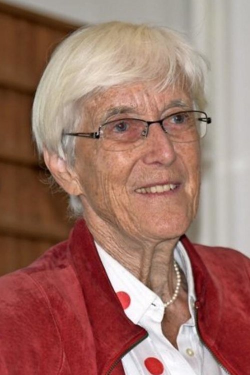 Elisabeth Raiser as Self