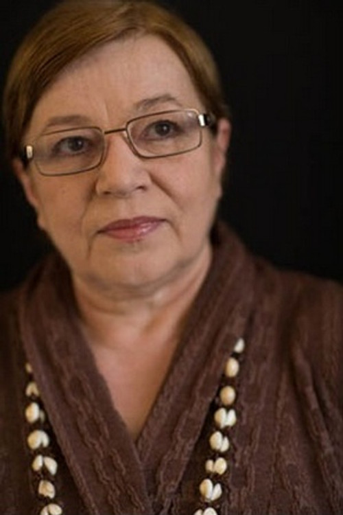 Łucja Żarnecka as Mother