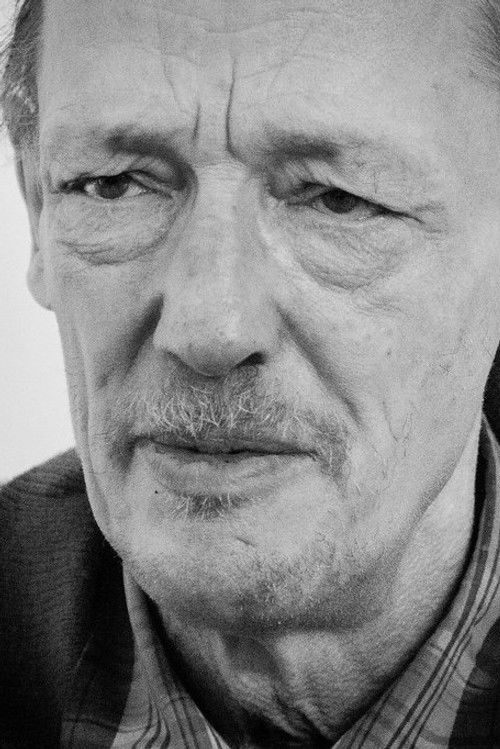 Dr. Axel Stoll as Dr. Axel Stoll