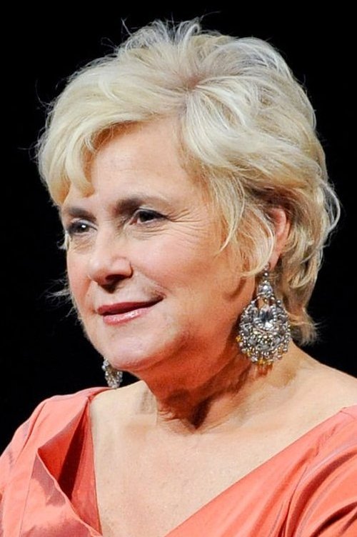 Cathy Jones as Linda