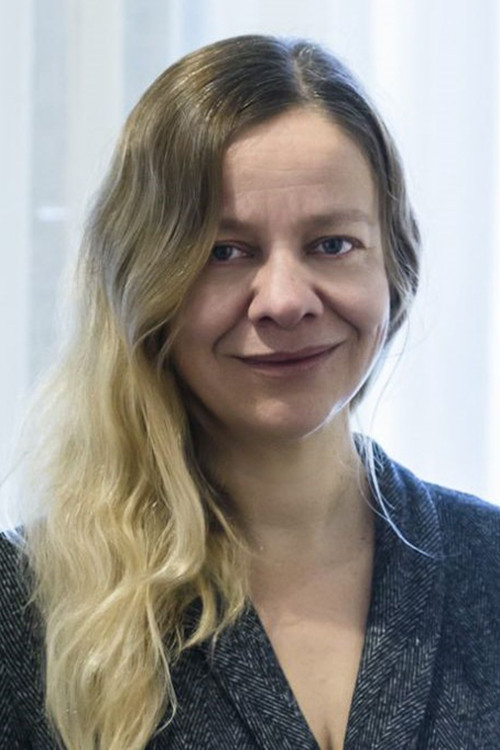 Angeliki Papathemeli as Stella