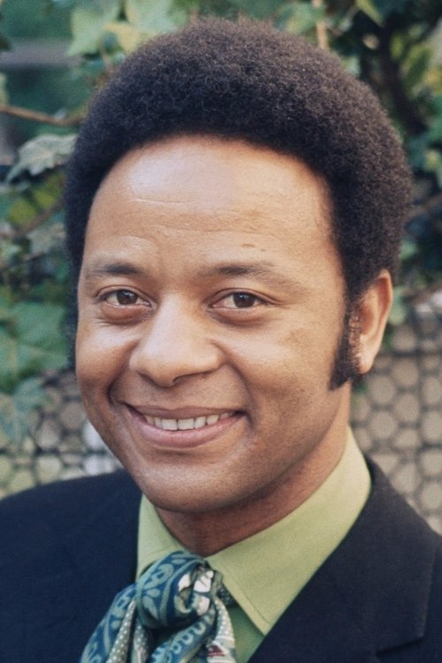 Lon Satton as Strutter