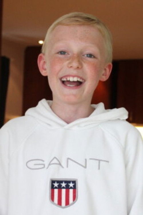 Herman Nysæther Grinde as Theodor