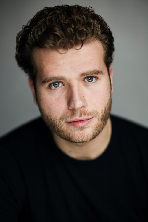 Joshua Albano as Matteo