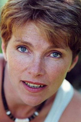 Caroline Berg as Sonia