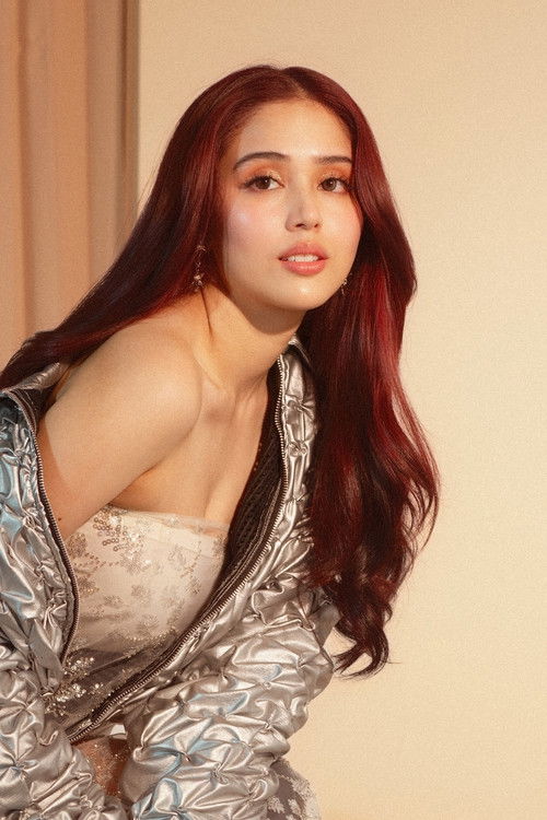 Jayda Avanzado as Lorelei Rios