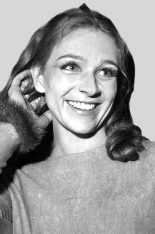 Christine Fersen as Renée