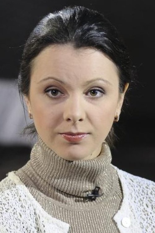 Alina Karmazina as Armenian Coach