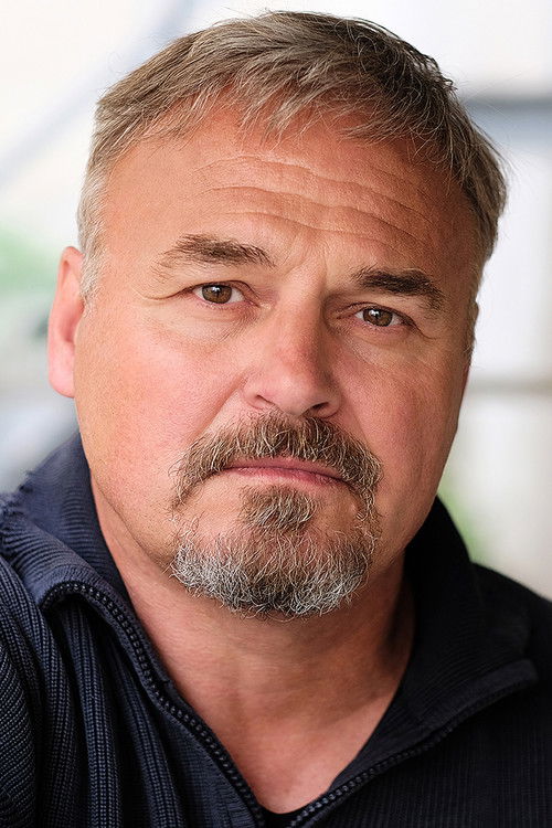 Oliver Breite as Gottfried Wormsbecher