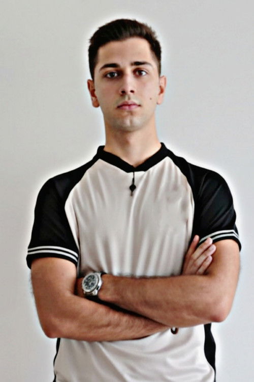 Çınar Deringöl as Means