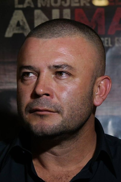 Tito Alexander Gómez Arias as Libardo Ramírez 'El Animal'