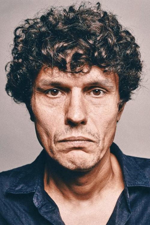 Iulian Postelnicu as 