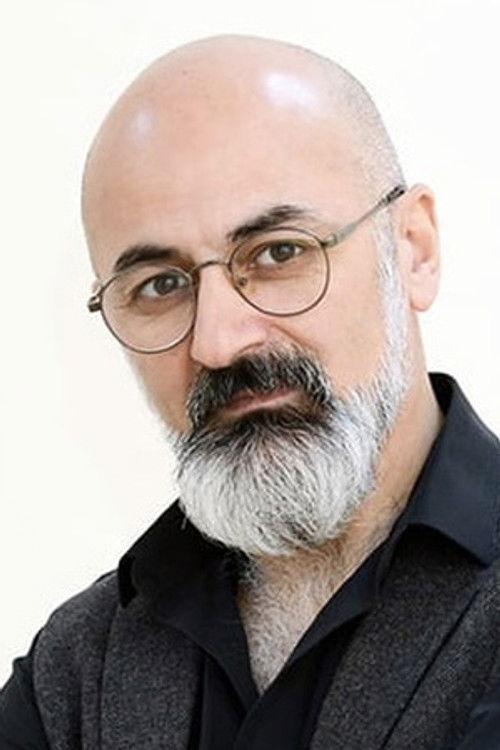 Gasim Naghi as Bəşir