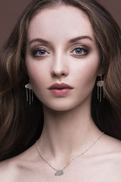 Alexia Giordano as Ballerina