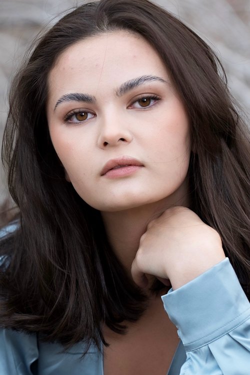 Sanae Loutsis as Audrey Charles