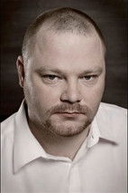 Anti Reinthal as Police Officer