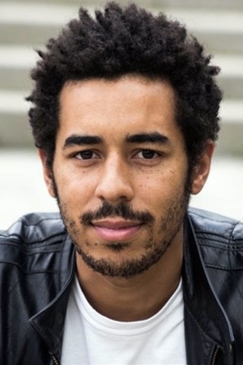 Tom Adjibi as Corentin