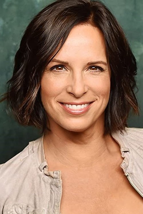 Danielle Burgio as Agent Skye Gold