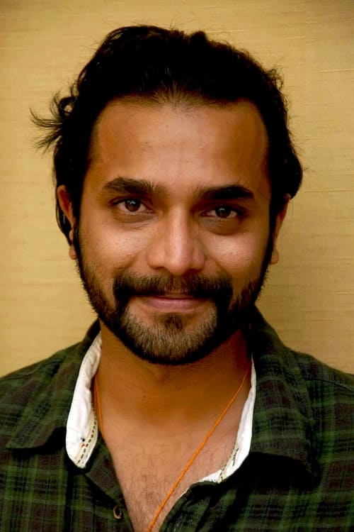 Sriimurali as Suriya Madhagaja
