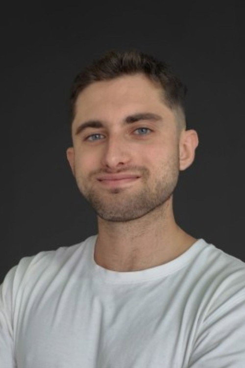 David Rodríguez Suárez as Novato