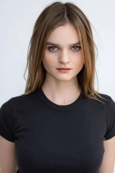Kerris Dorsey as Kellie